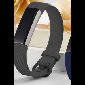 NWT FITBIT Alta HR Silicone Band(Gray/Small)